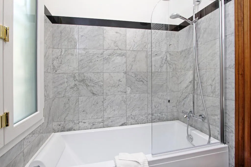 DOUBLE SUPERIOR Room, Hotel Arcangelo, Rome