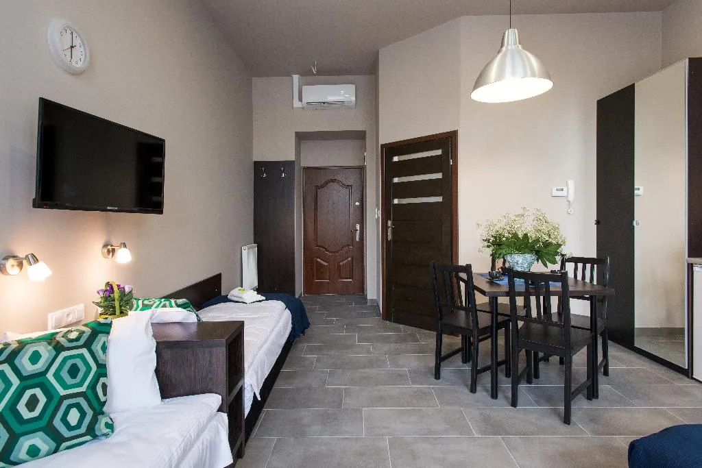 APARTMENT CAPACITY 4 Room, Happy Tower Krakow, Krakow