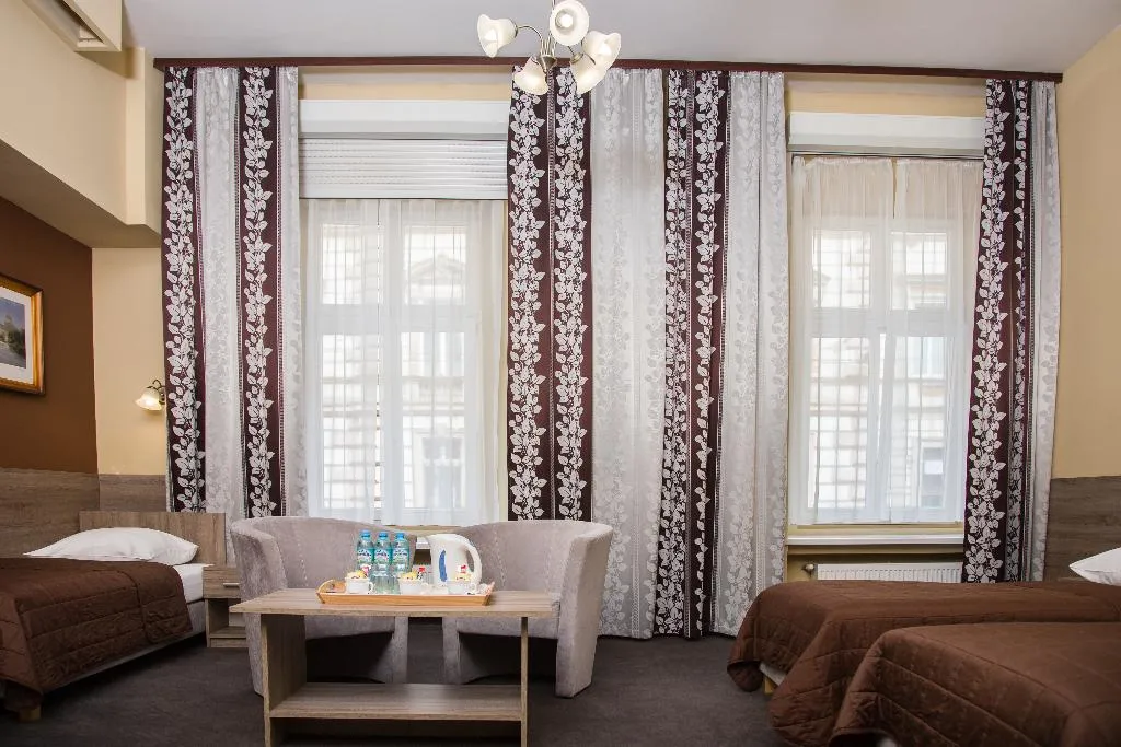 TRIPLE DELUXE Room, Maksymilian, Krakow