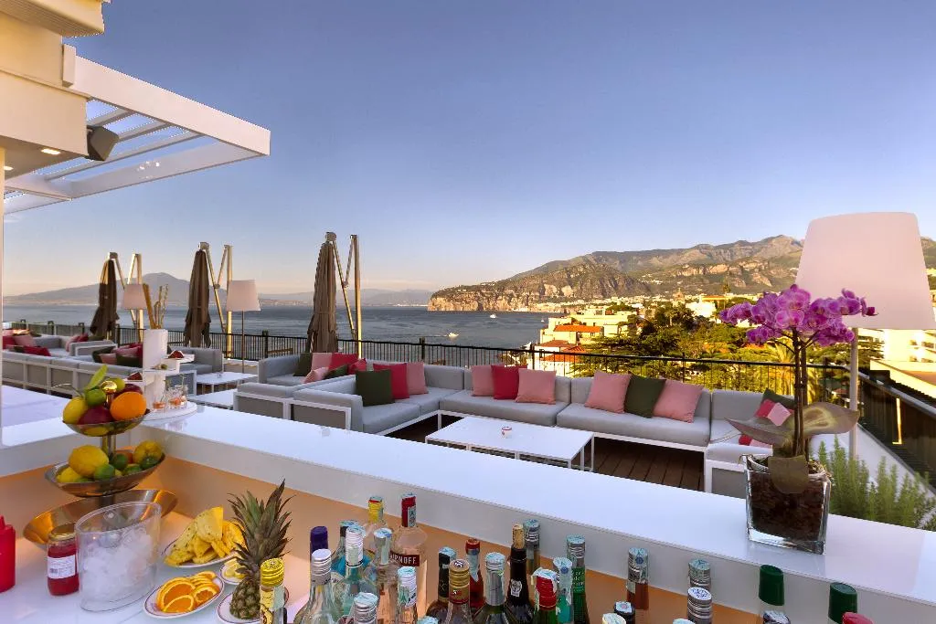 Terrace, Continental, Naples