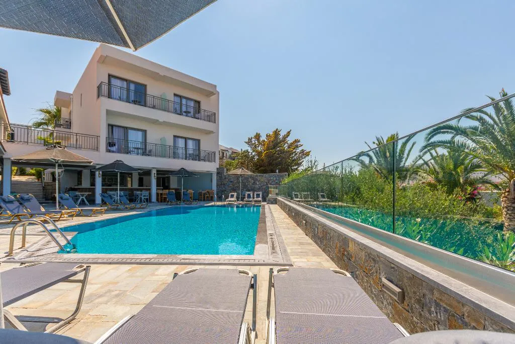 Pool, Anna Maria Village, Crete