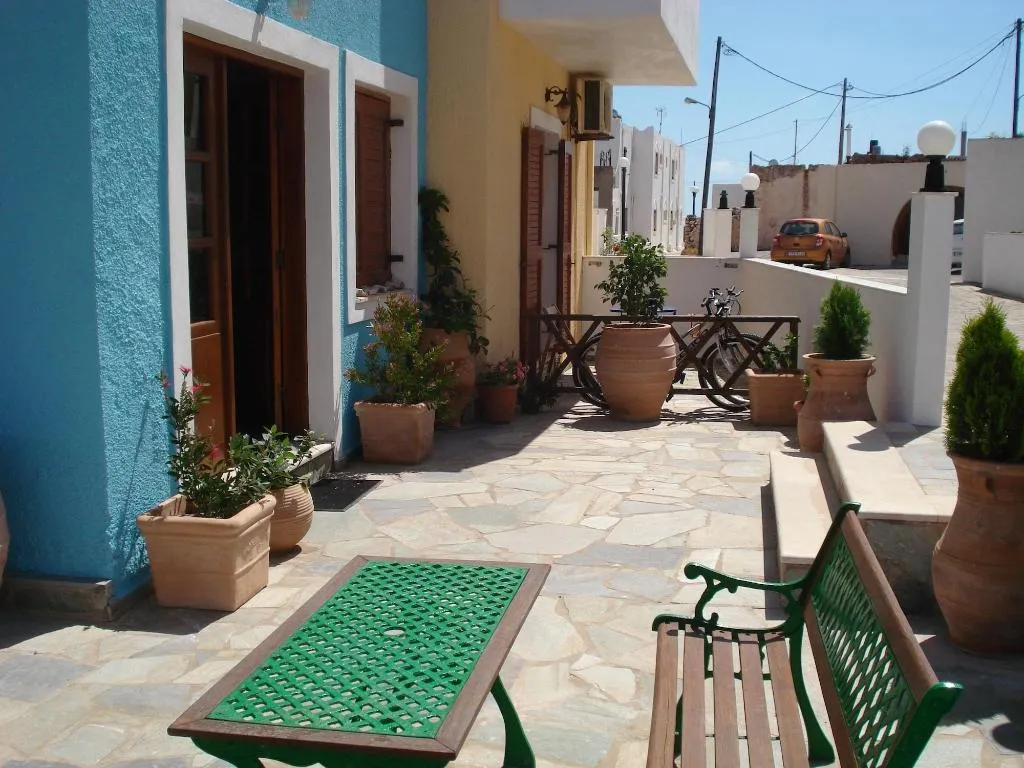Terrace, Philoxenia Rooms, Crete