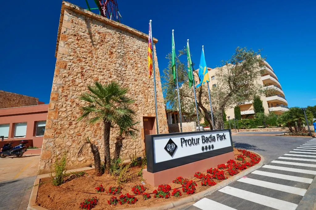 General view, Protur Badia Park Aparthotel, Majorca
