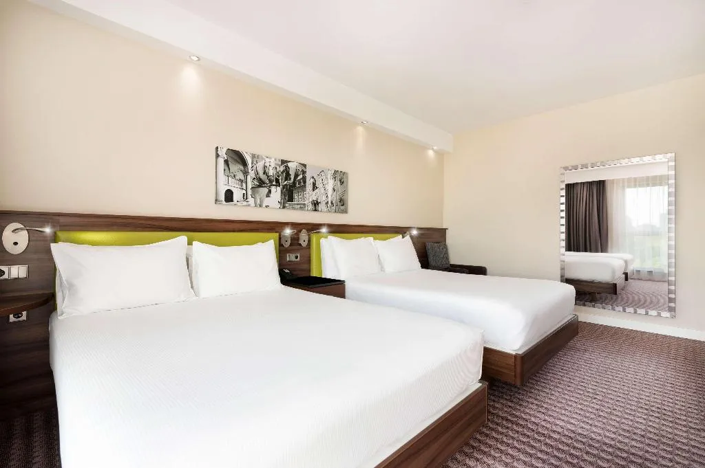 FAMILY ROOM TWO QUEEN BEDS Room, Hampton By Hilton Krakow, Krakow