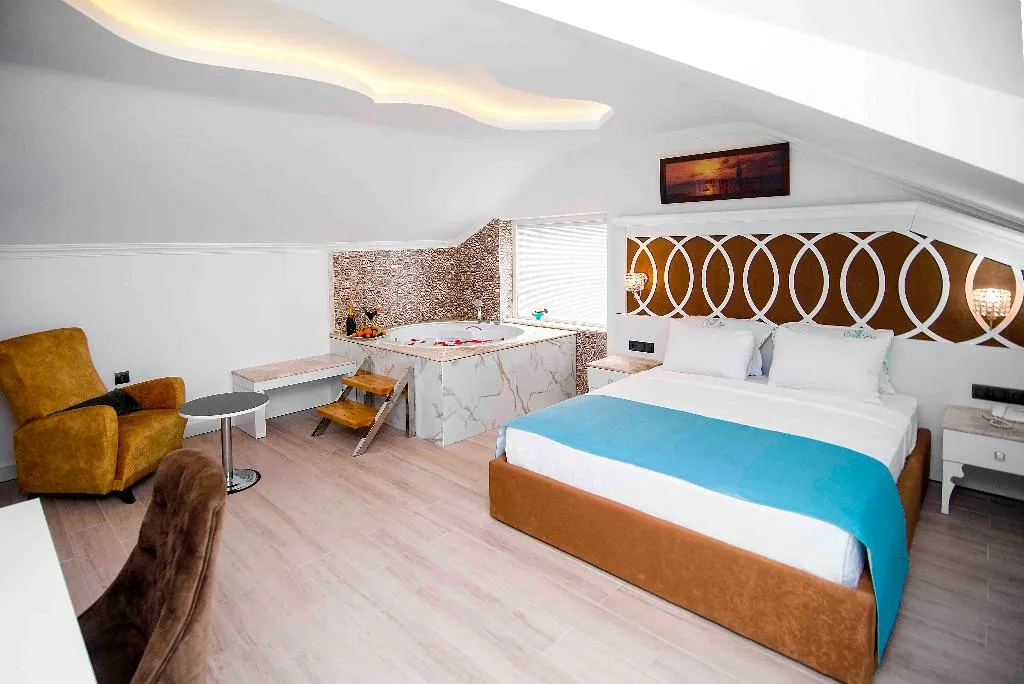 DOUBLE DELUXE WITH JACUZZI Room, Ocean Blue High Class Hotel, Dalaman