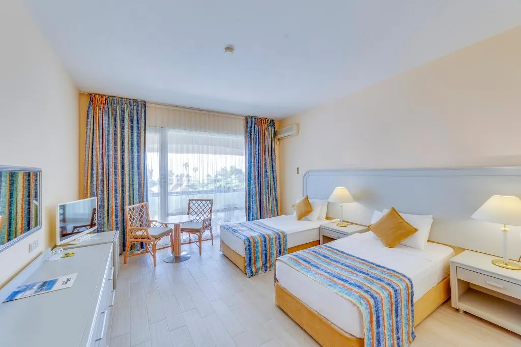 DOUBLE LAND VIEW Room, Grand Blue Sky International Hotel, Izmir