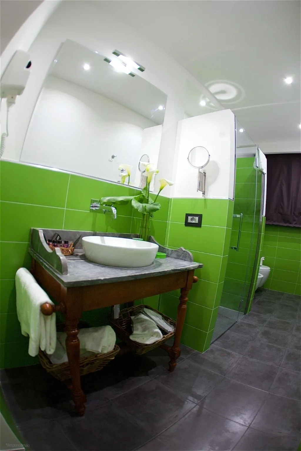 Room, Il Giardino Segreto, Naples