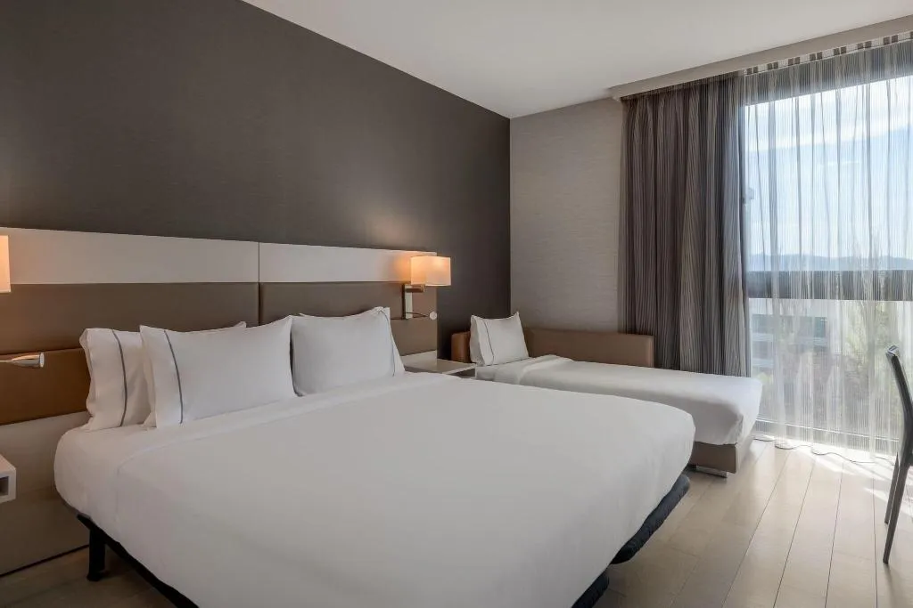 Room, AC Sant Cugat, Barcelona