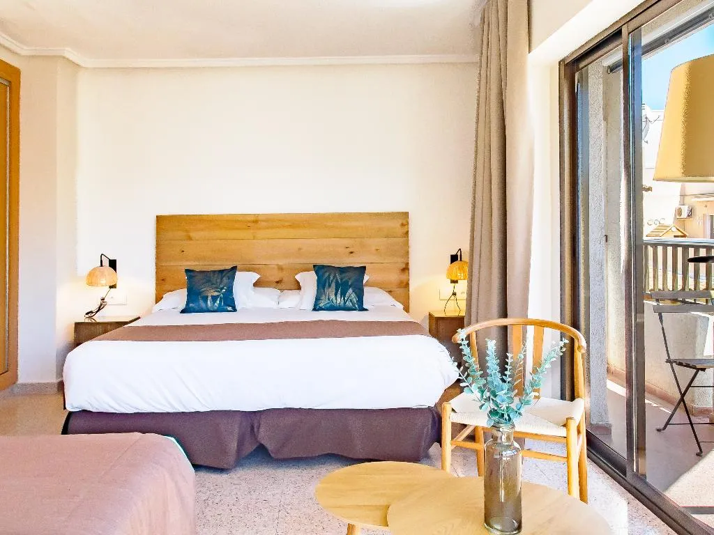 FAMILY ROOM CAPACITY 2 Room, Eden Mar, Costa Blanca