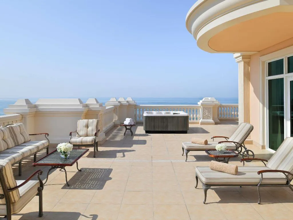 Room, Raffles The Palm Dubai, Dubai