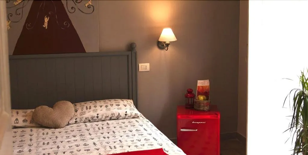 Room, B&B Napul'art, Naples