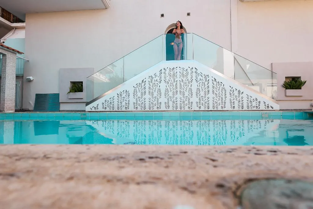 Pool, Alkyonis, Halkidiki