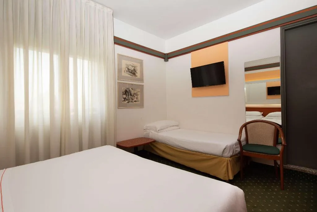 Room KING SIZE BED Room, Jet Hotel, Sure Hotel Collection by Best Western, Milan