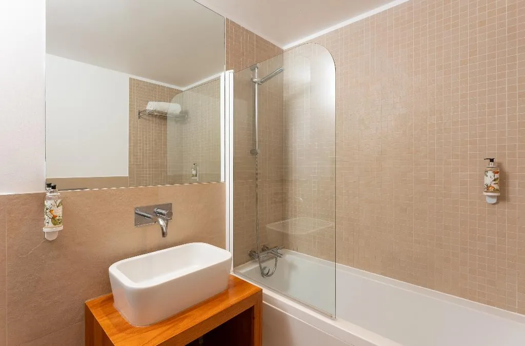 APARTMENT PREMIUM ONE BEDROOM Room, Eden Villas & Apartments, Algarve