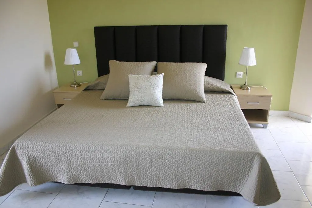 Room, Lyristis Apartments Plus, Rhodes