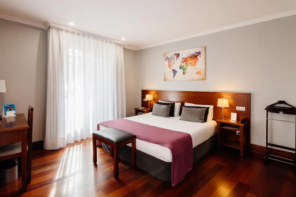 DOUBLE SUPERIOR Room, ITC Infantas by Soho Boutique, Madrid