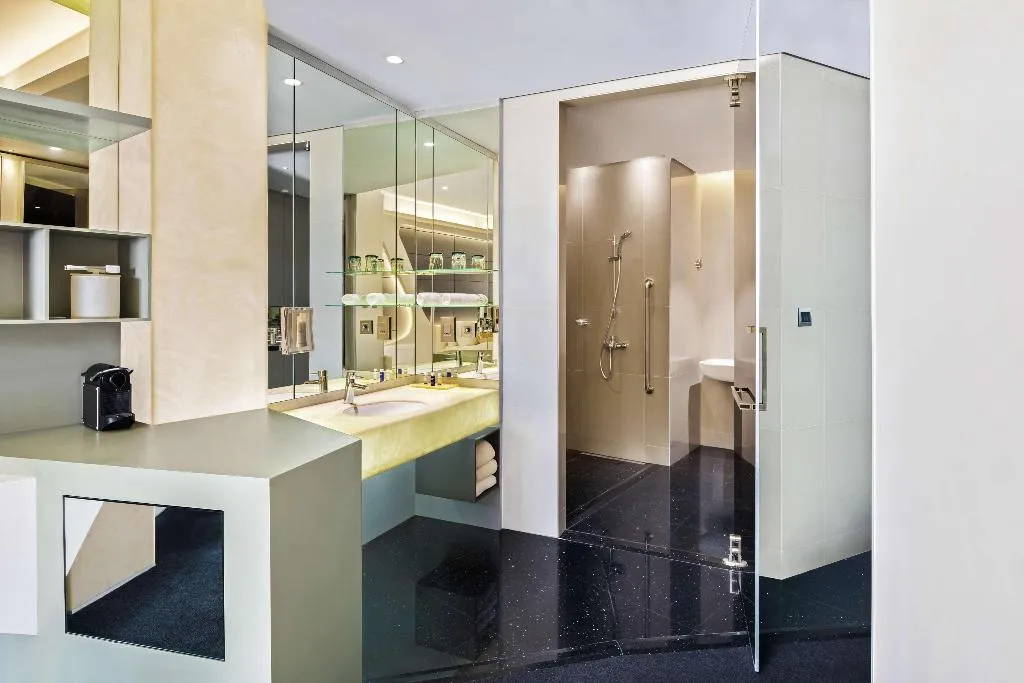 Room, V Hotel Dubai, Curio Collection by Hilton, Dubai