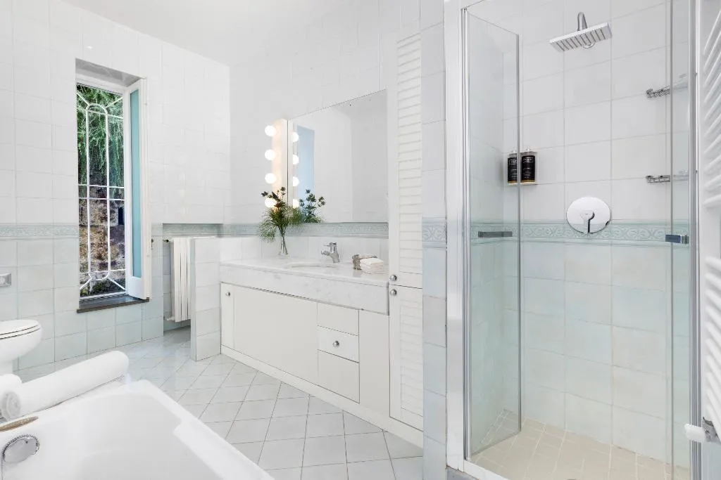 JUNIOR SUITE STANDARD Room, Villa Oriana Relais, Naples