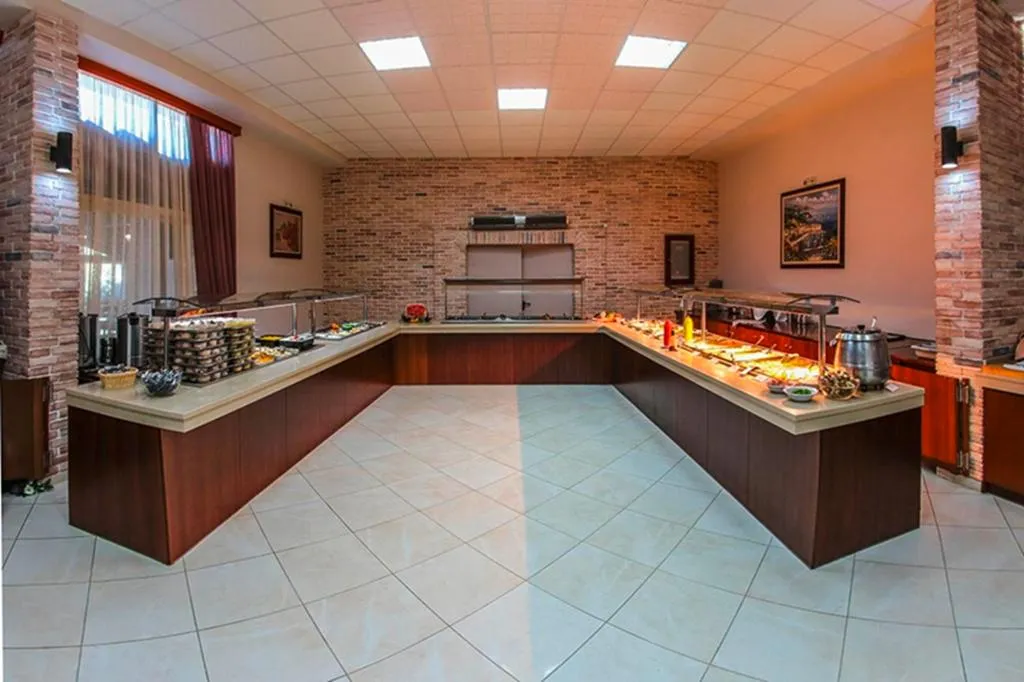 Restaurant, Angela Beach Hotel, Corfu