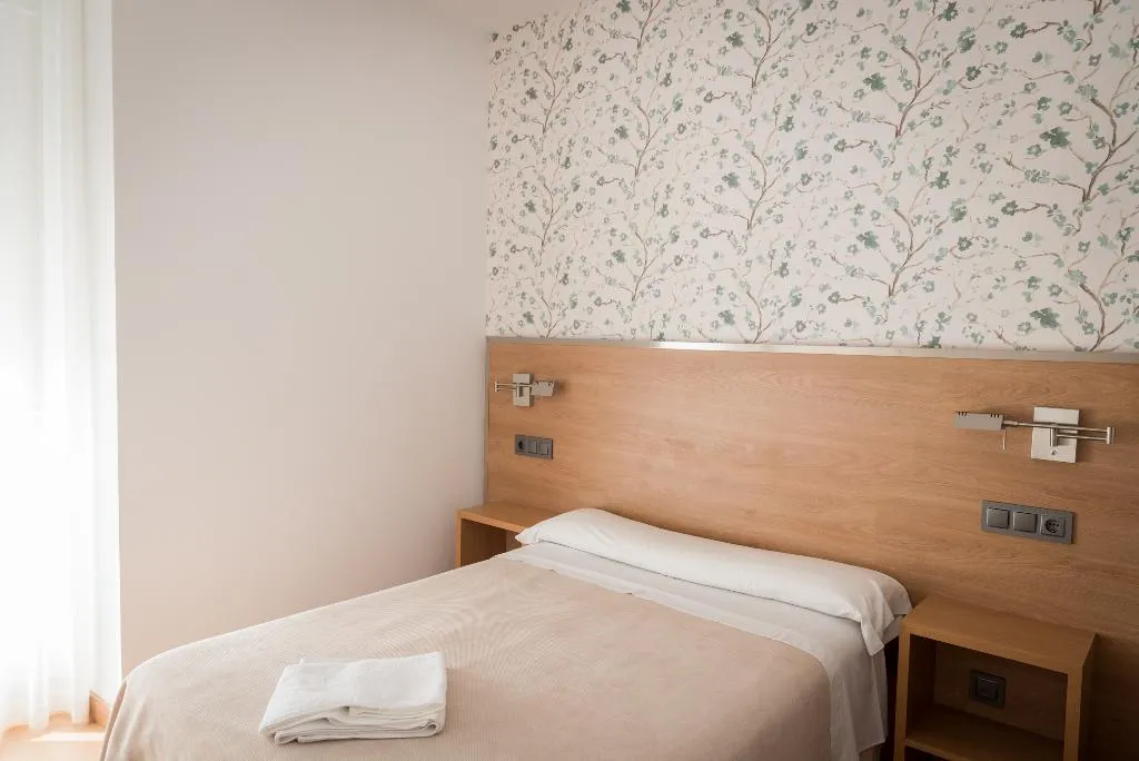 SINGLE STANDARD Room, San Antonio, Madrid