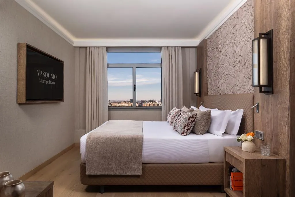 SUITE CAPACITY 3 Room, VP SOGNIO Metropolitano, Madrid