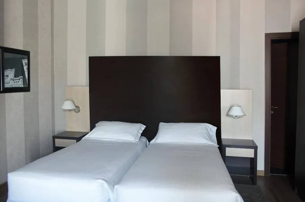 TWIN STANDARD Room, c-hotels Club, Florence