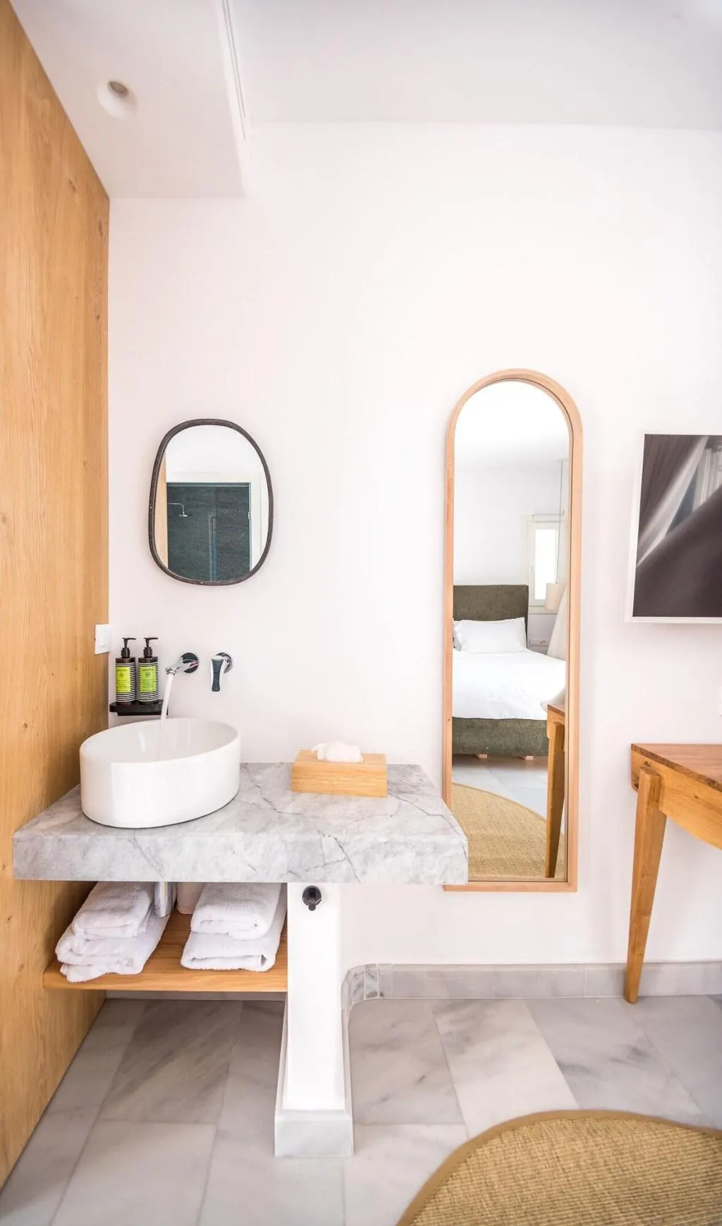 Room, San Antonio Summerland, Mykonos