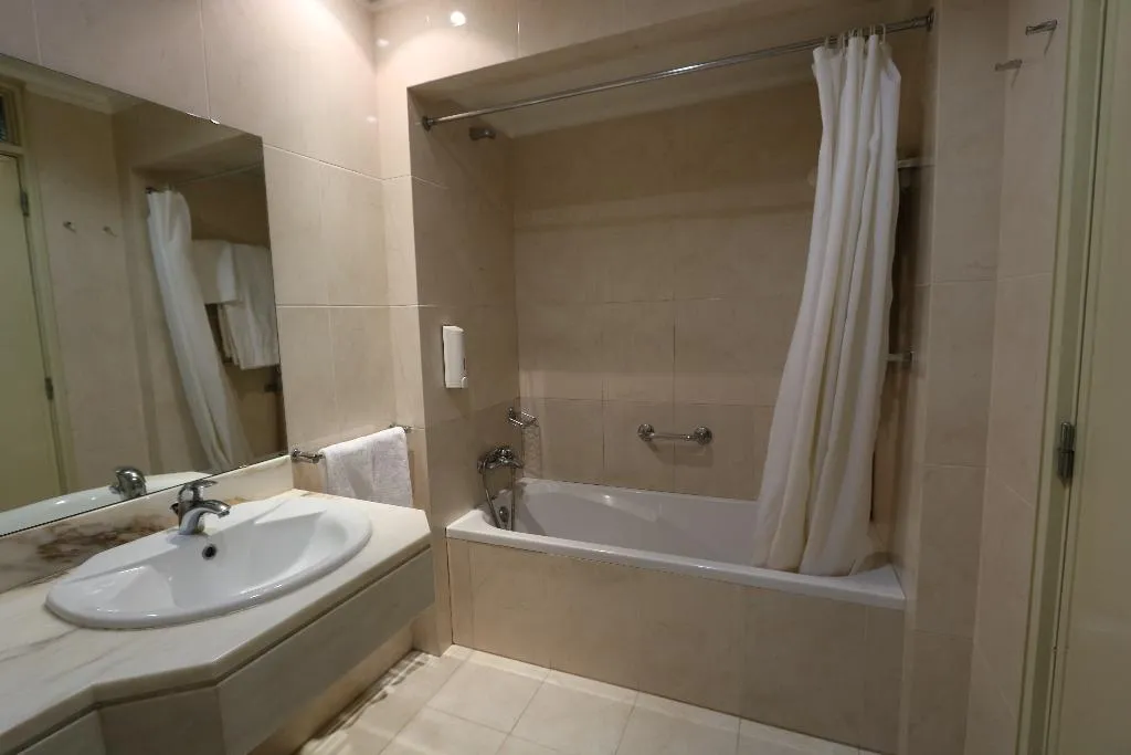 SUITE CAPACITY 3 Room, Imperial, Porto