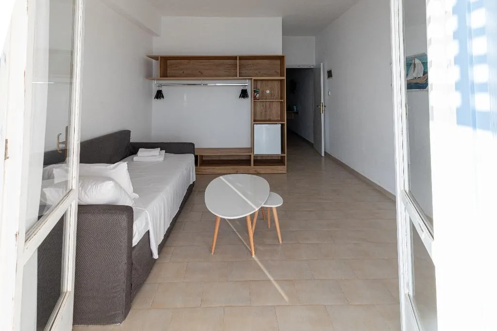 SUITE SEA VIEW CAPACITY 4 Room, Triton Authentic Cretan Hotel, Crete