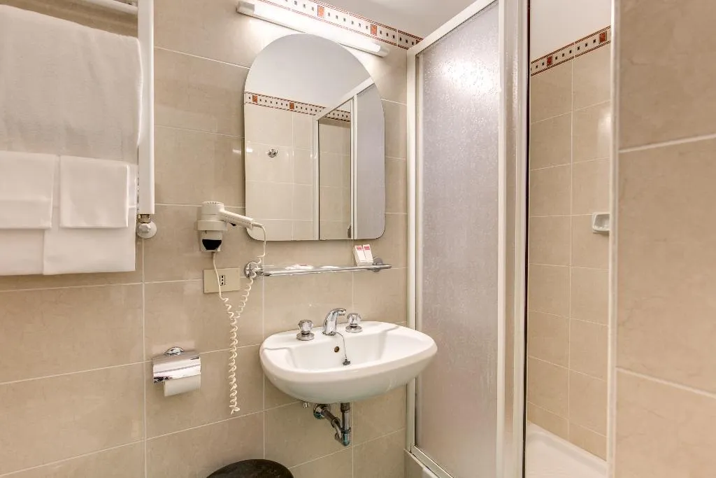 Room, Albergo Igea, Rome