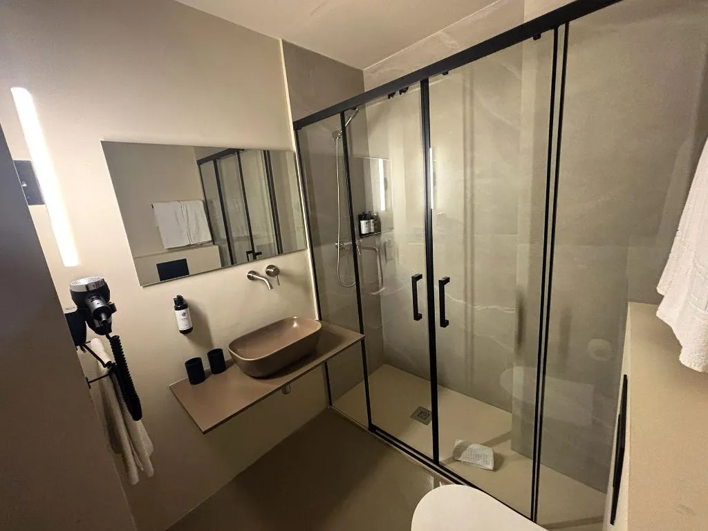APARTMENT SUPERIOR CAPACITY 4 Room, Senator Barcelona Apartments, Barcelona