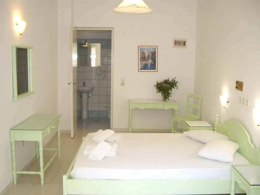 DOUBLE ECONOMY Room, Poseidon Beach Hotel, Santorini