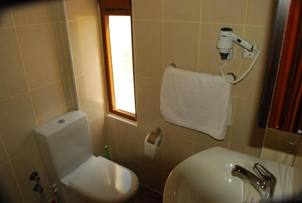 Room, Yalcin Hotel, Izmir