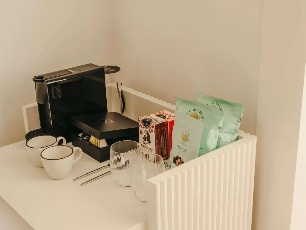 Room, Regina, Barcelona