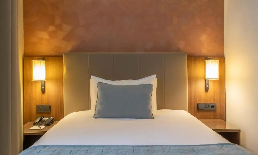 DOUBLE DELUXE Room, Hotel Riu Plaza The Gresham Dublin, Dublin