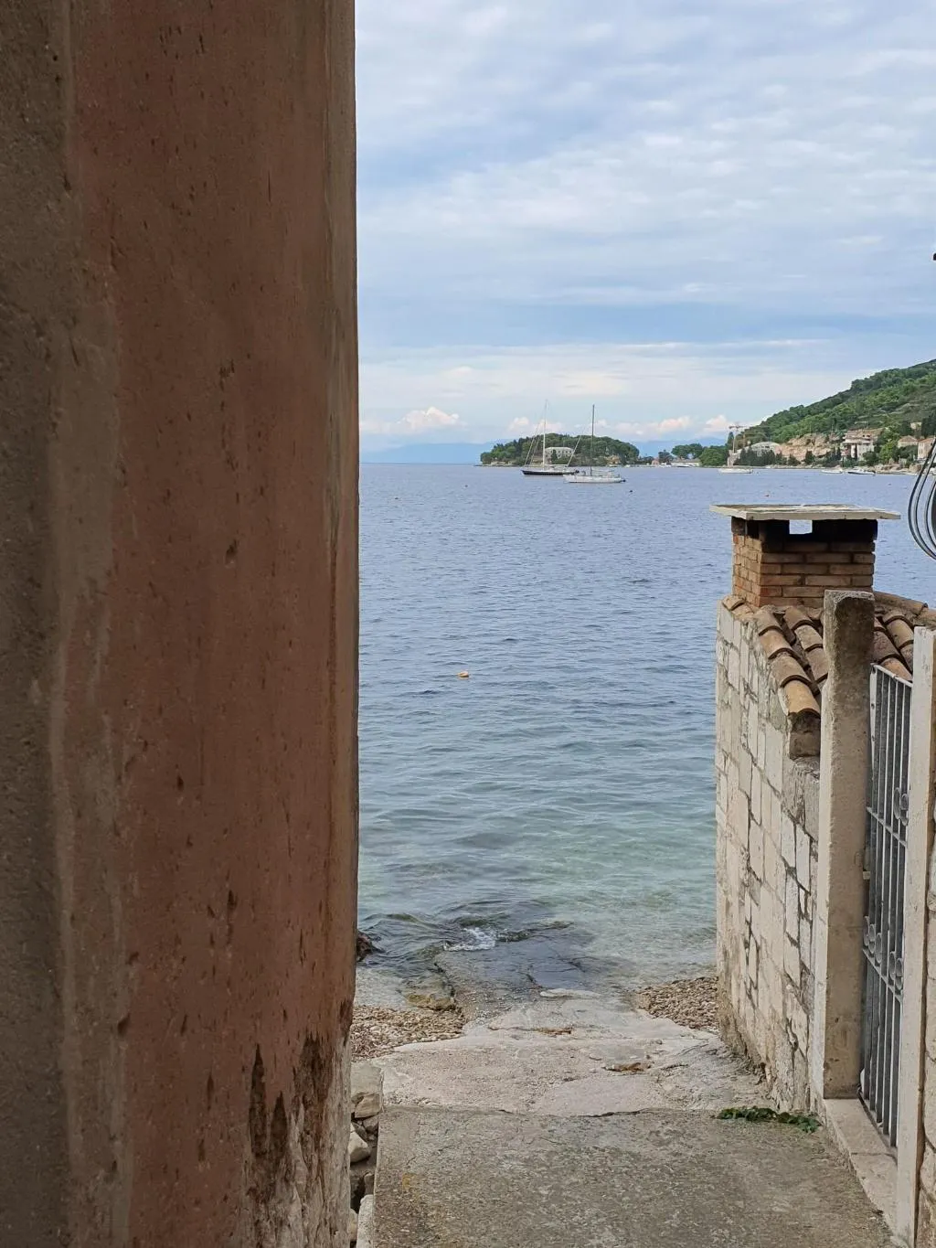 Sports and Entertainment, Violeta Hvar, Split