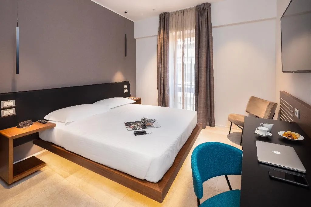 DOUBLE BUSINESS Room, The Corner Duomo Hotel, Naples