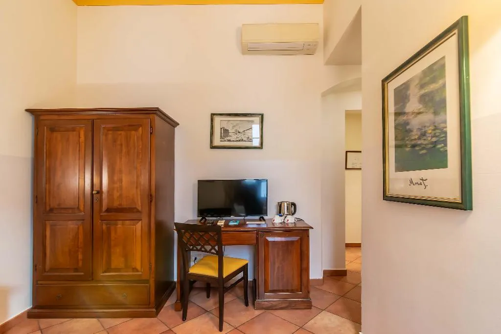 Double or Twin STANDARD Room, Cimabue, Florence