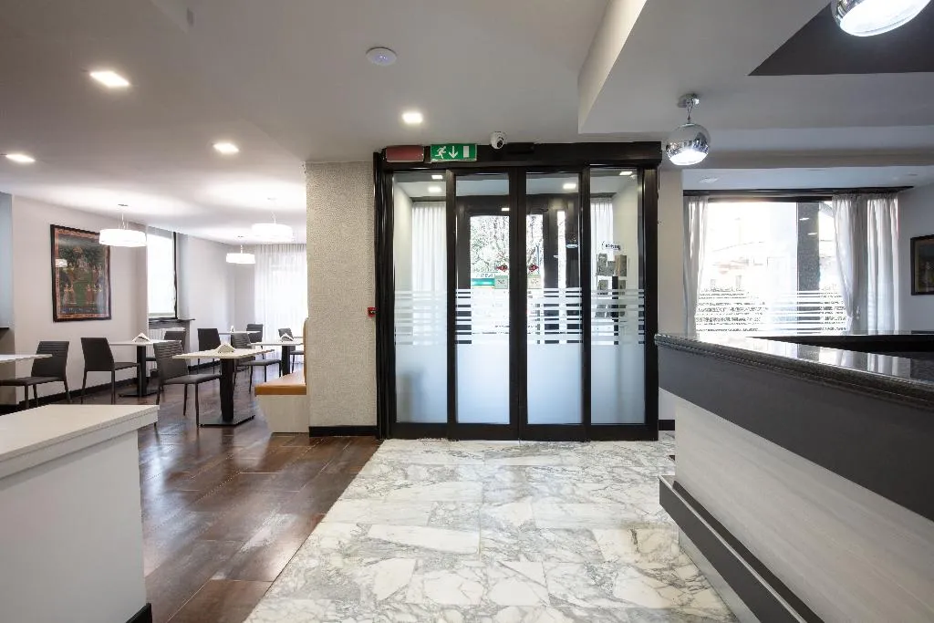 Lobby, Hotel Esperia, Milan