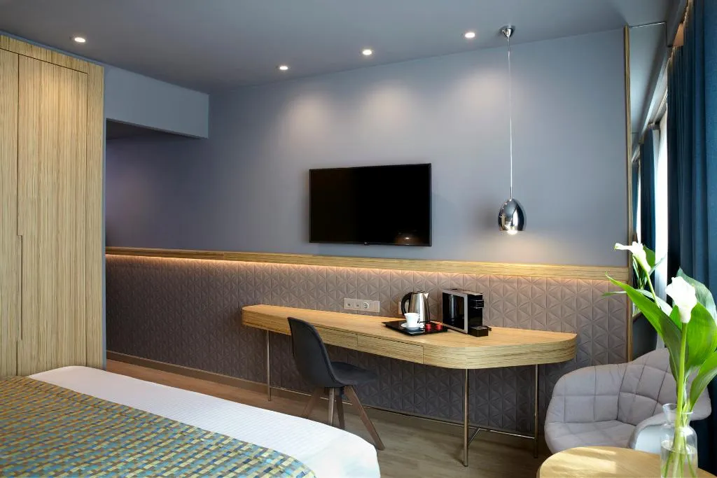 DOUBLE CITY VIEW Room, Wyndham Grand Athens, Athens