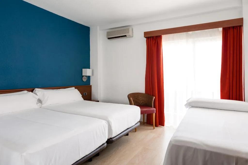 TRIPLE STANDARD Room, Catalonia Punta del Rey, Tenerife