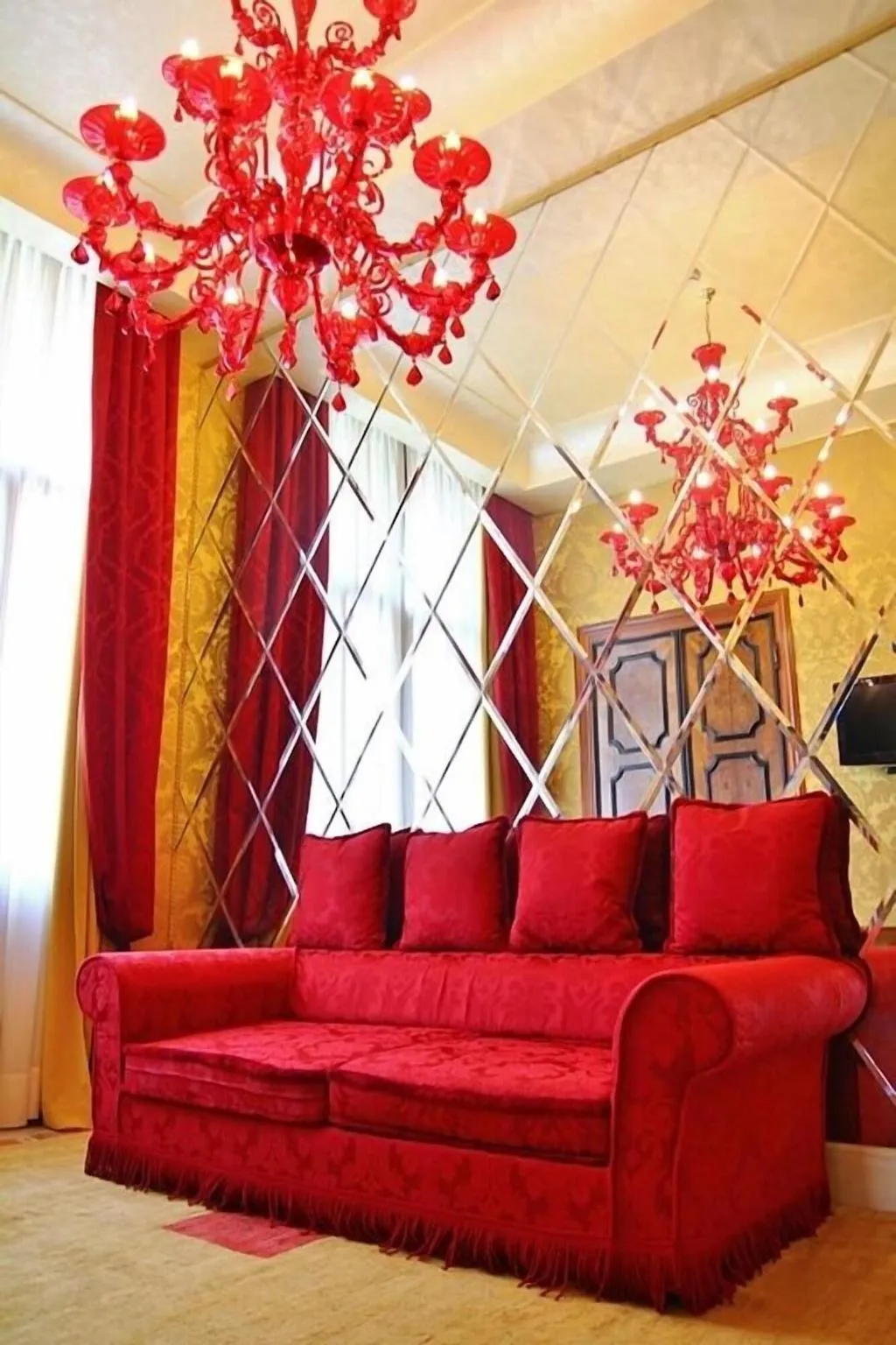 TWIN STANDARD Room, Pesaro Palace, Venice