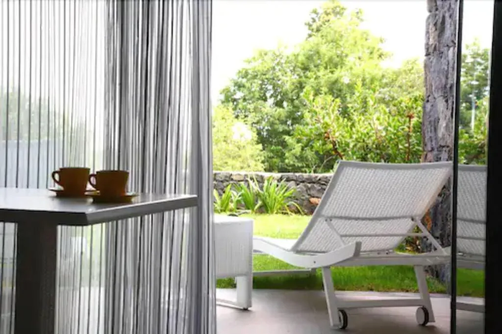 Terrace, Esperia Palace Hotel & Resort Spa, Catania