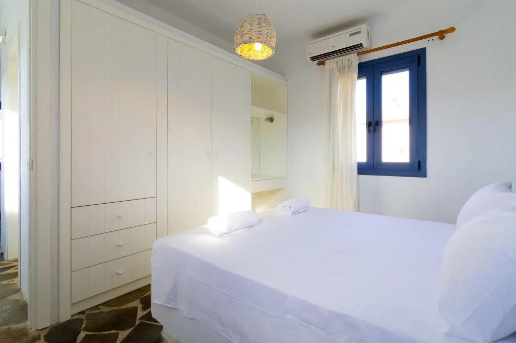 Room, Okirroi Villas and Apts, Crete