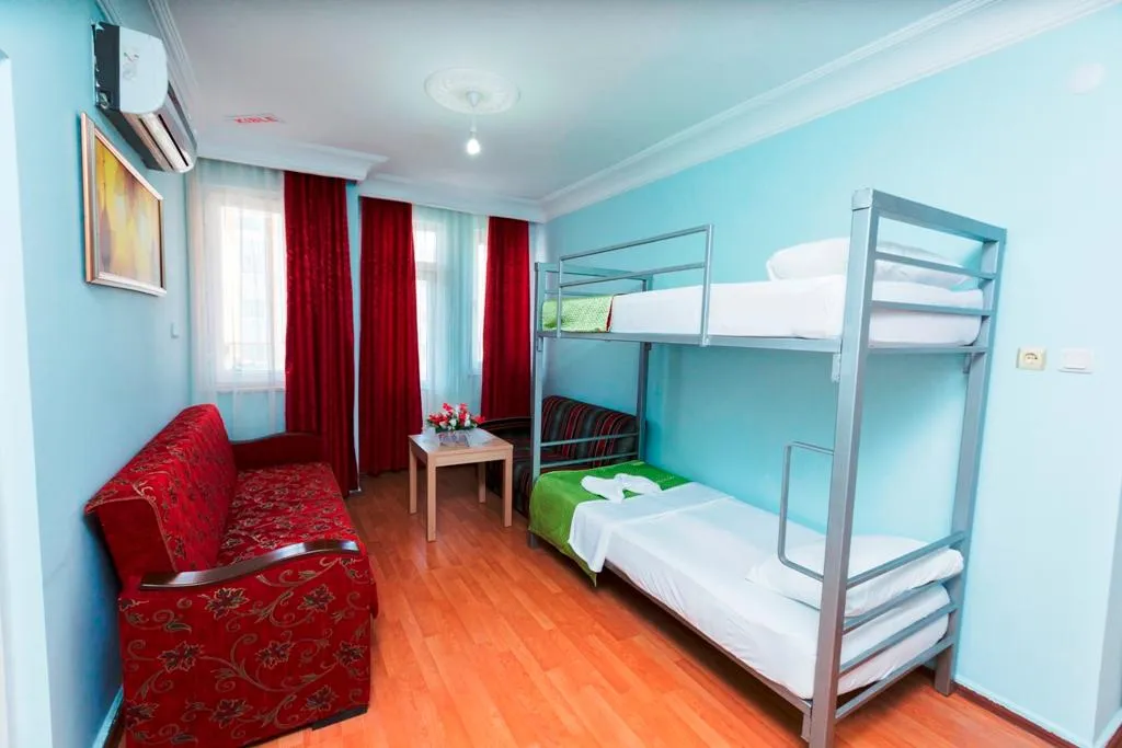 APARTMENT CAPACITY 4 Room, Nehir Apart Otel, Antalya