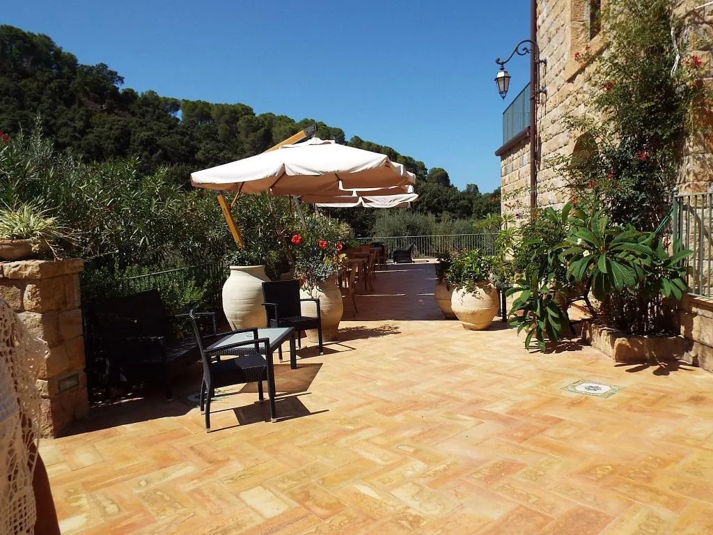 Terrace, Agriturismo Cefalù - Guest House, Palermo