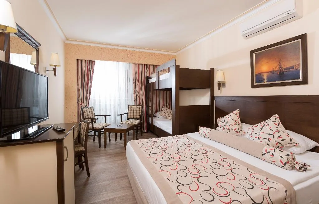 FAMILY ROOM STANDARD Room, Fun & Sun Smart Hane Sun Hotel, Antalya