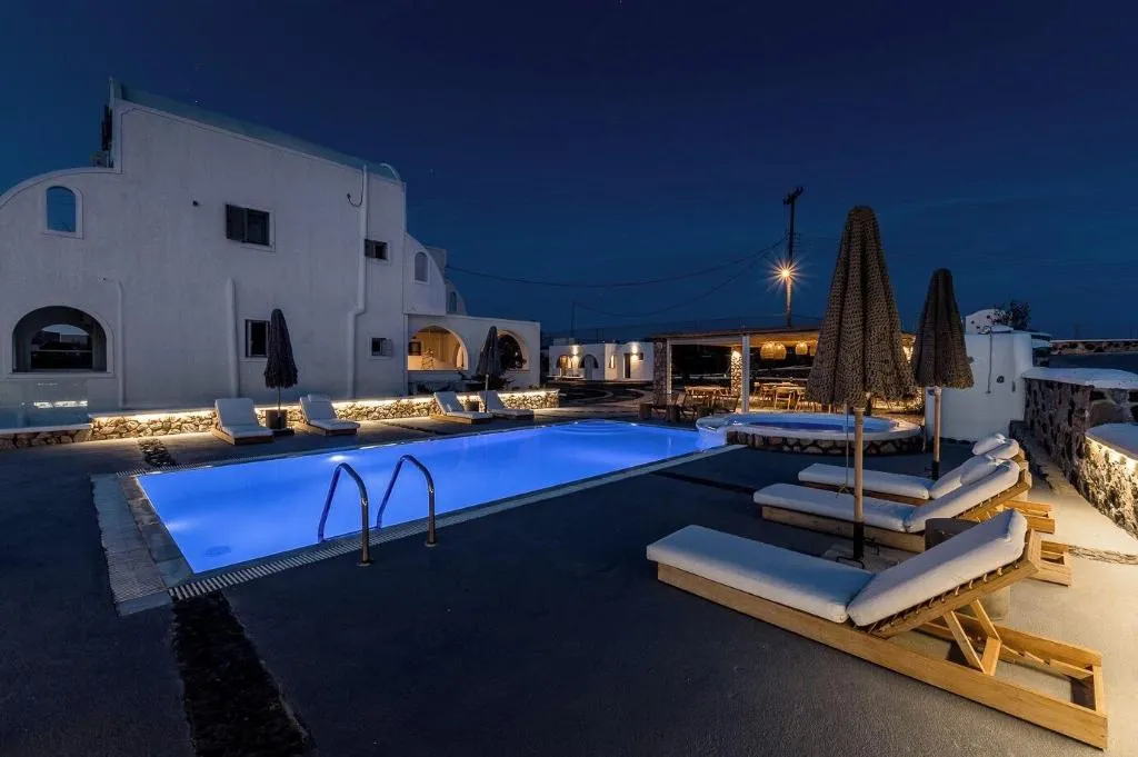 General view, Symmetry Suites, Santorini