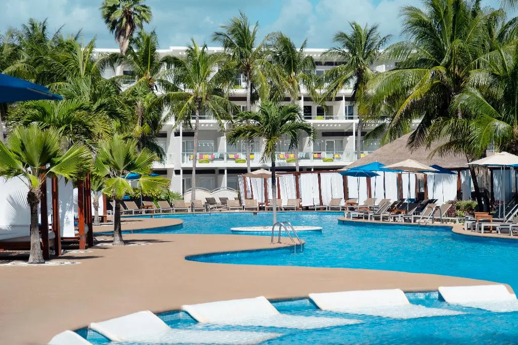 Pool, Iberostar Selection Riviera Cancun, Cancun Area