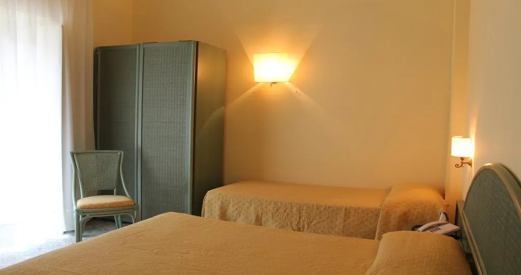 TRIPLE STANDARD Room, Villa Maria, Naples